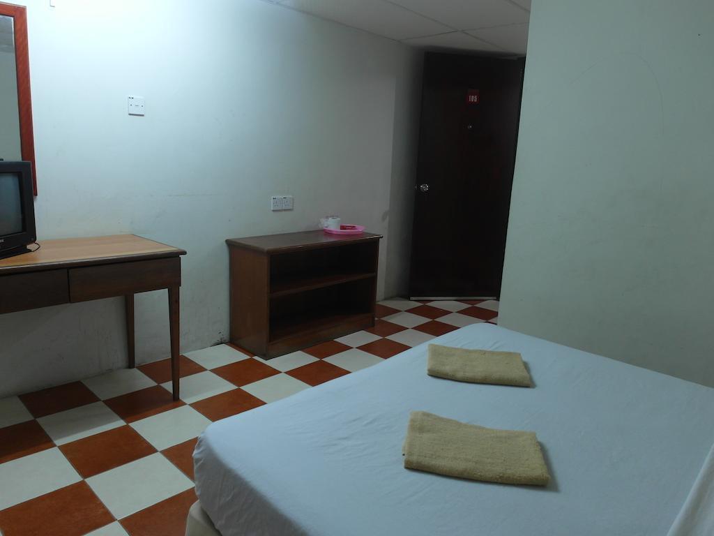 Silverwood Inn Мири Экстерьер фото
