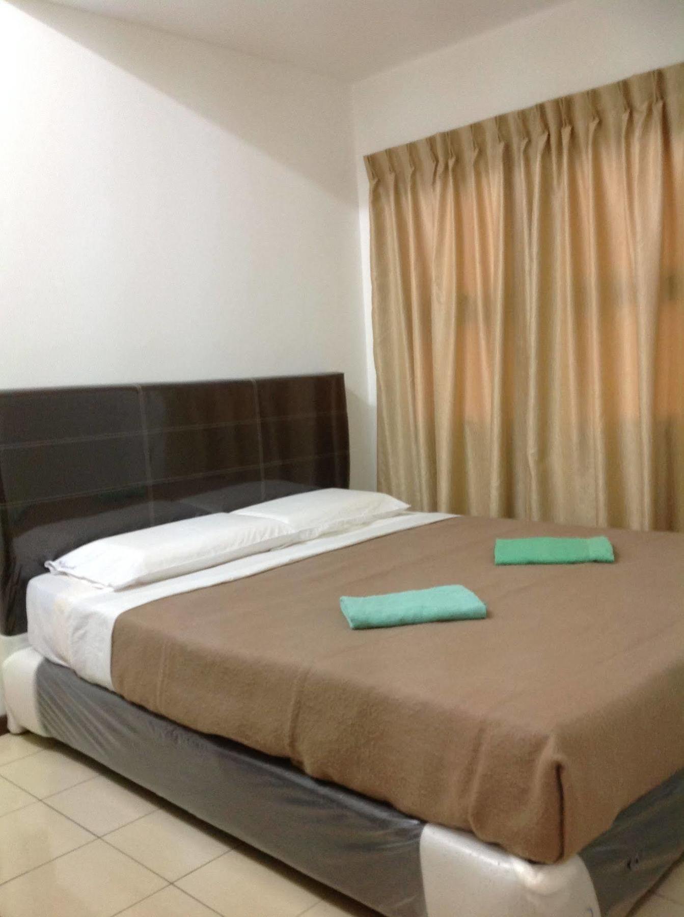 Silverwood Inn Мири Экстерьер фото
